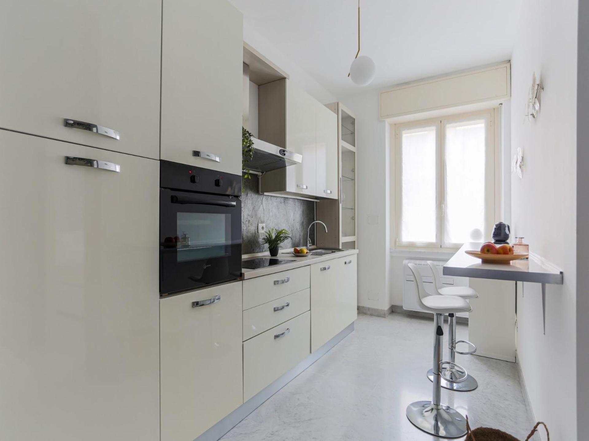 The Best Rent - Bright Two-Bedroom Apartment In Central Station Area Milan Bagian luar foto