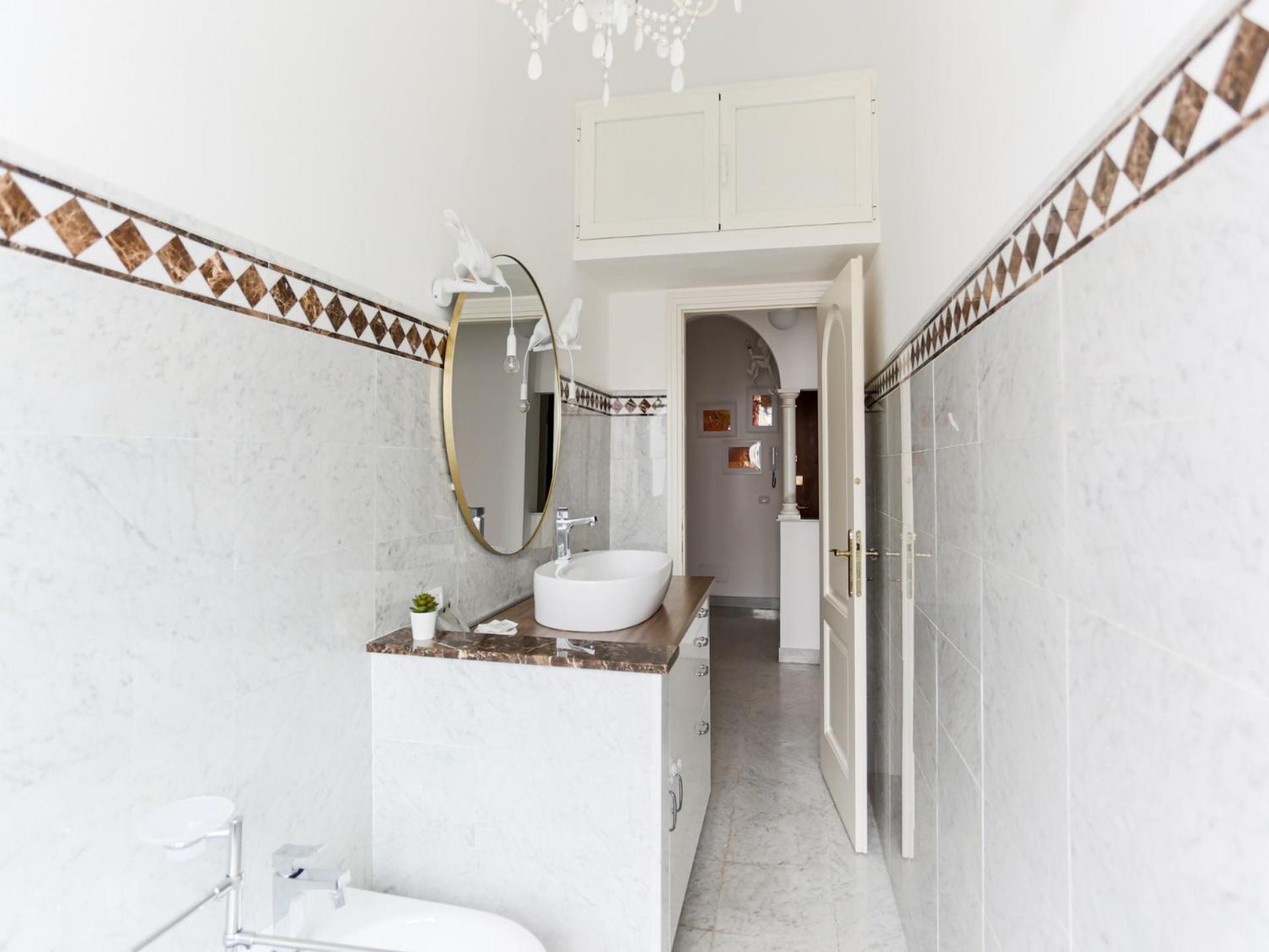 The Best Rent - Bright Two-Bedroom Apartment In Central Station Area Milan Bagian luar foto