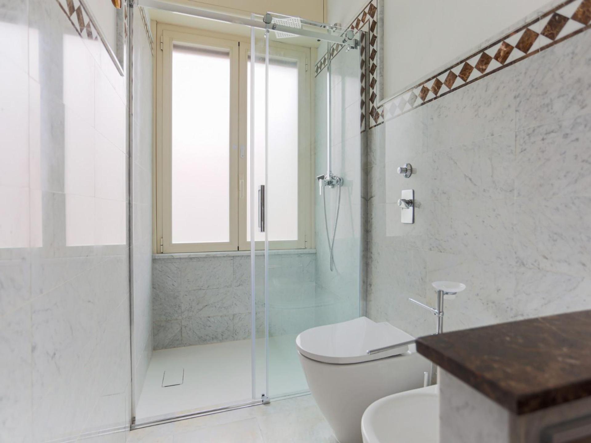 The Best Rent - Bright Two-Bedroom Apartment In Central Station Area Milan Bagian luar foto